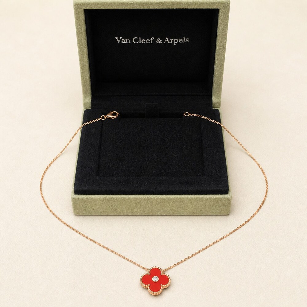 Van Cleef & Arpels Elegant Signature Necklace Style 11 | New with Box